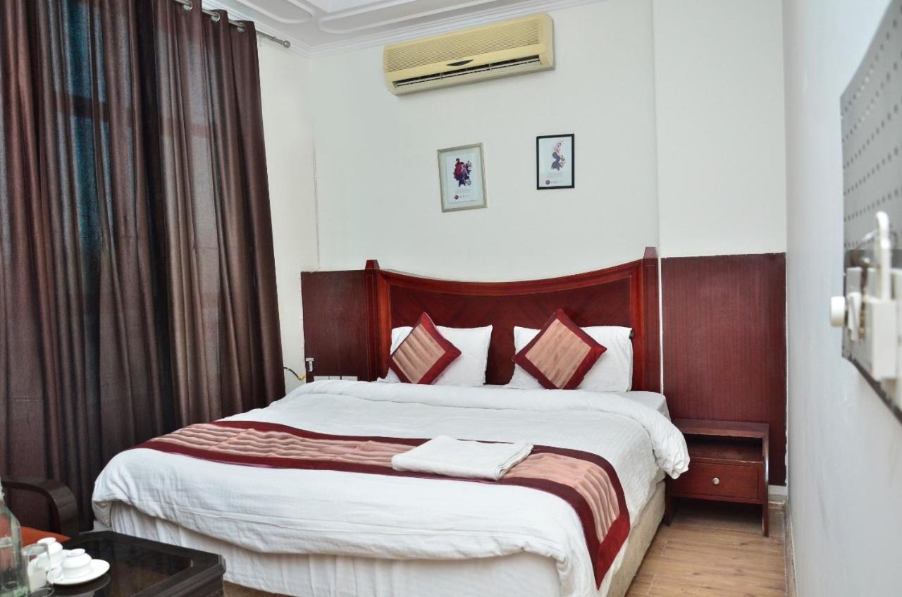 Ddr Hotel Residency Gurgaon Bagian luar foto