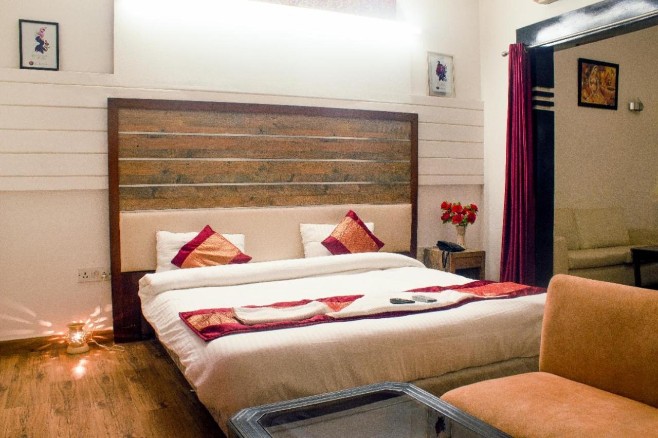 Ddr Hotel Residency Gurgaon Bagian luar foto